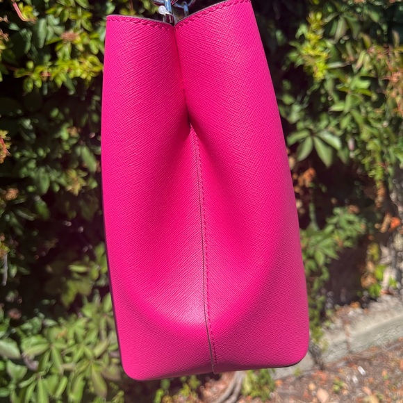 Michael Kors Dragonfruit Pratt Shoulder Bag - Picture 7 of 8